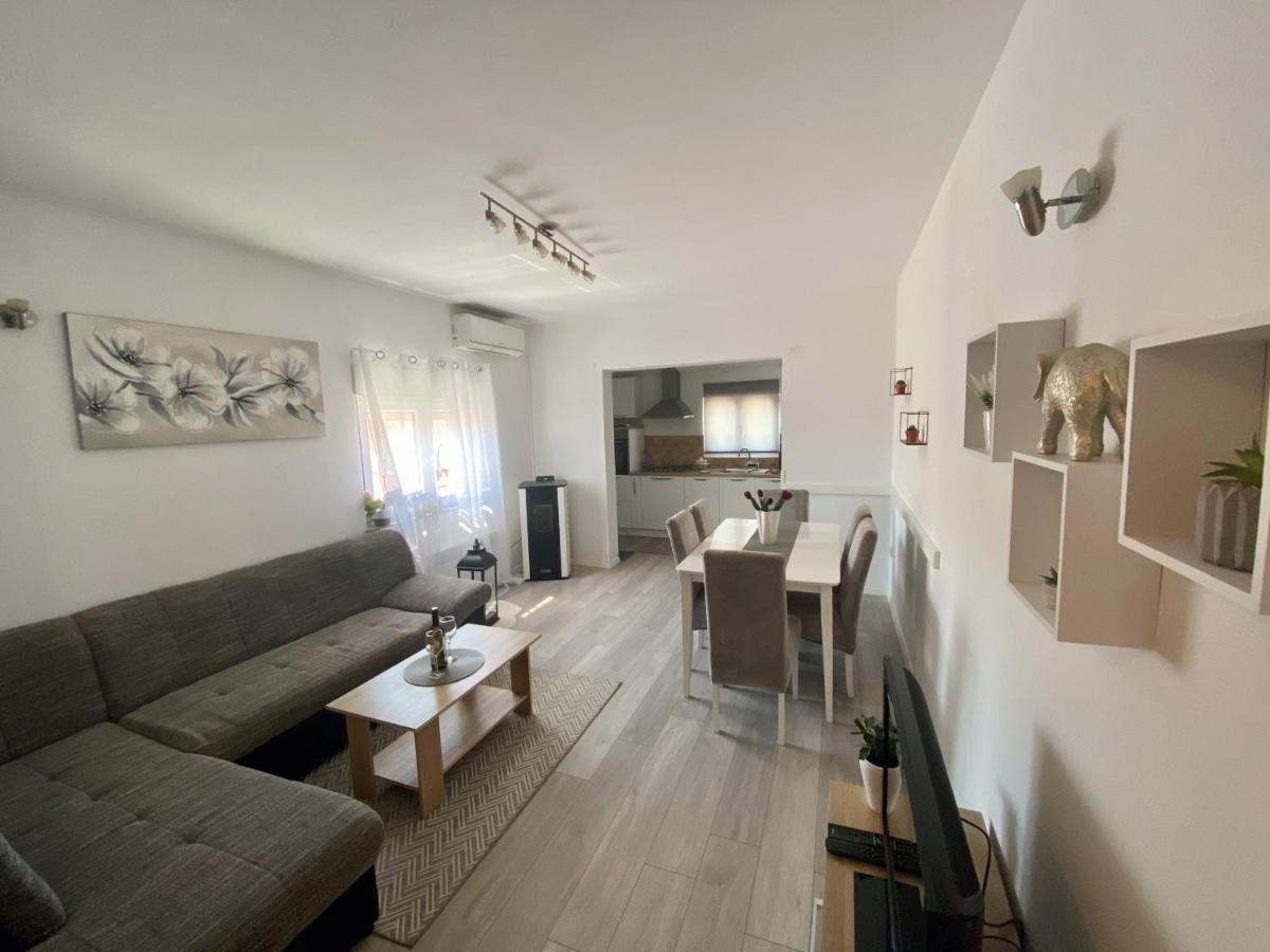 扎达尔Apartman Ivica公寓 外观 照片